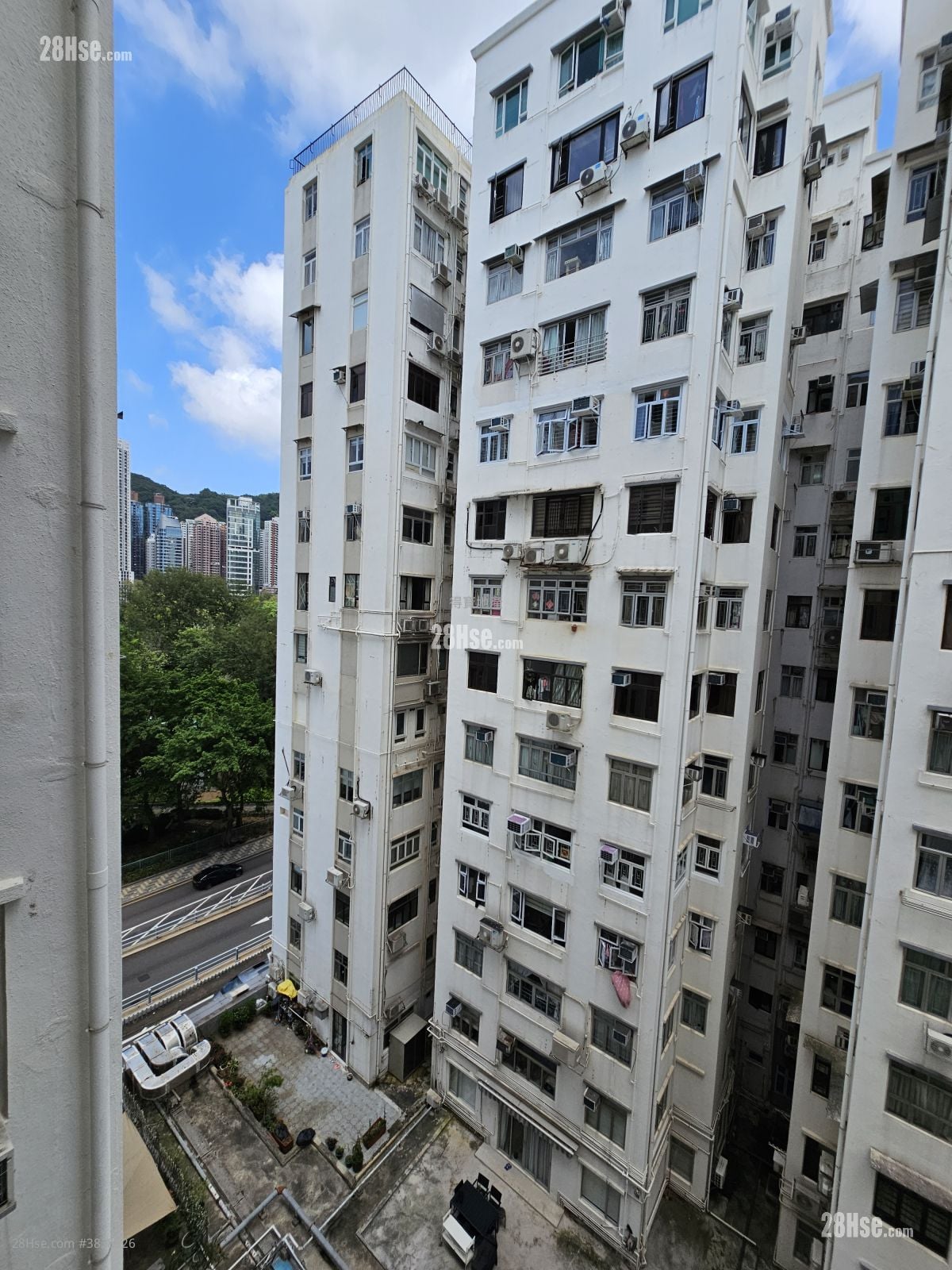 Apartment Rental 4 Bedrooms , 1 Bathroom 860 ft²
