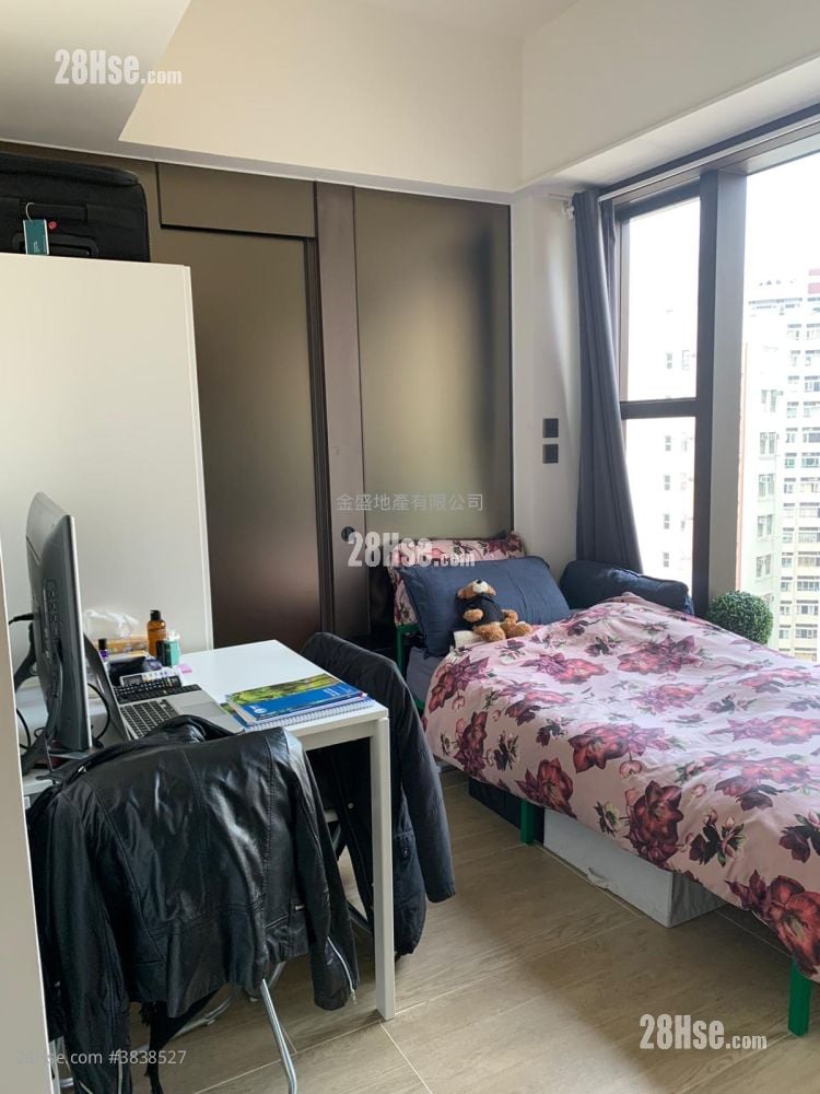One Prestige Rental 206 ft²