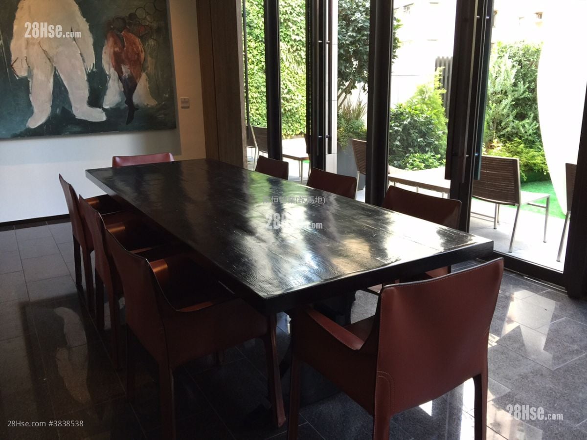 Eight Kwai Fong Happy Valley Rental Studio , 1 Bathroom 259 ft²