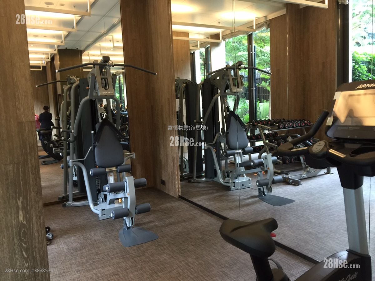 Eight Kwai Fong Happy Valley Rental Studio , 1 Bathroom 259 ft²