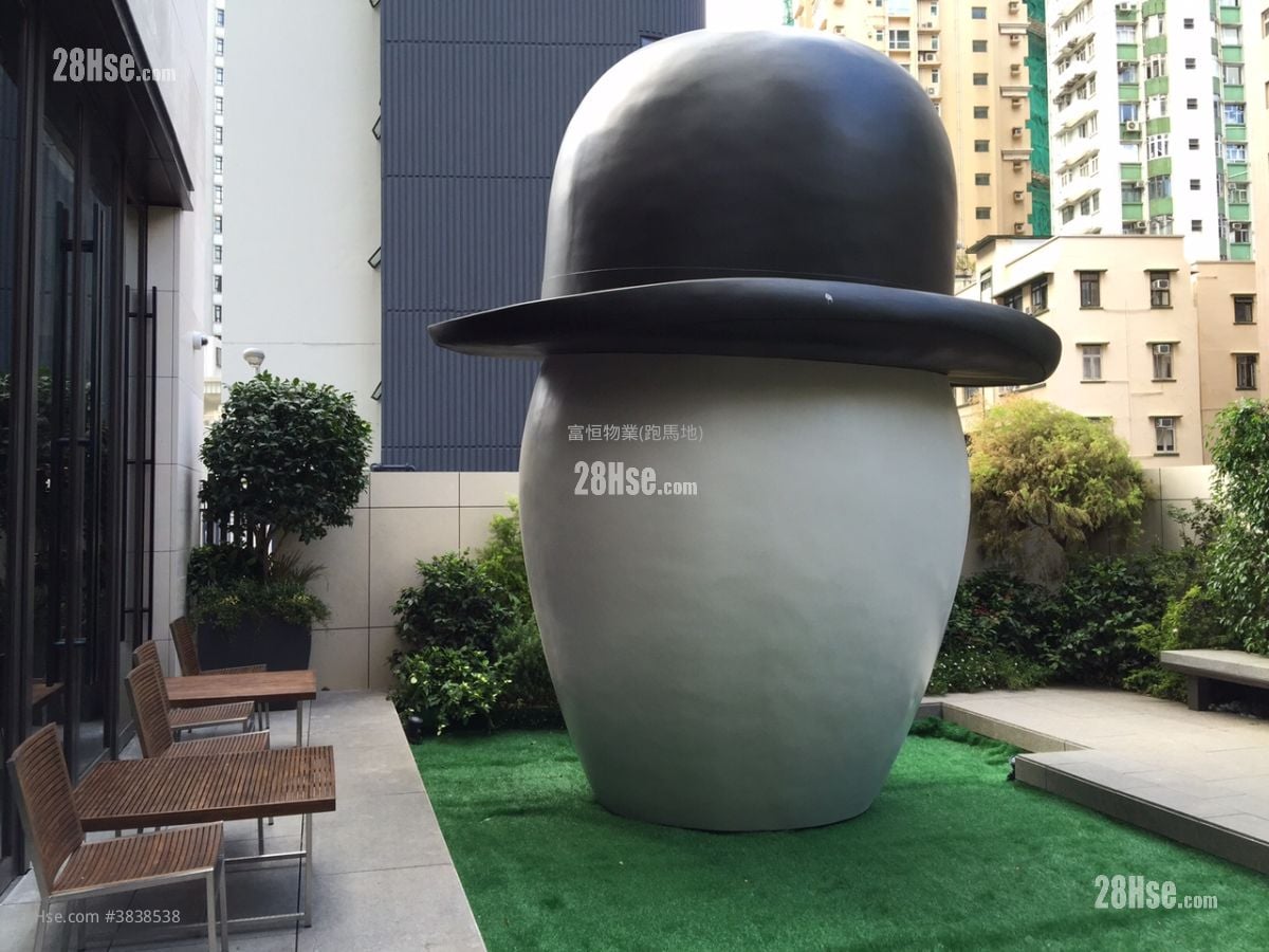 Eight Kwai Fong Happy Valley Rental Studio , 1 Bathroom 259 ft²