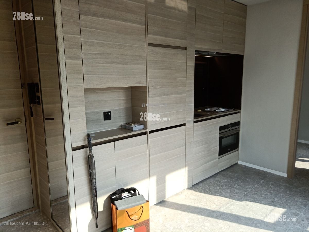 Artisan Garden Rental 1 Bedroom , 1 Bathroom 283 ft²