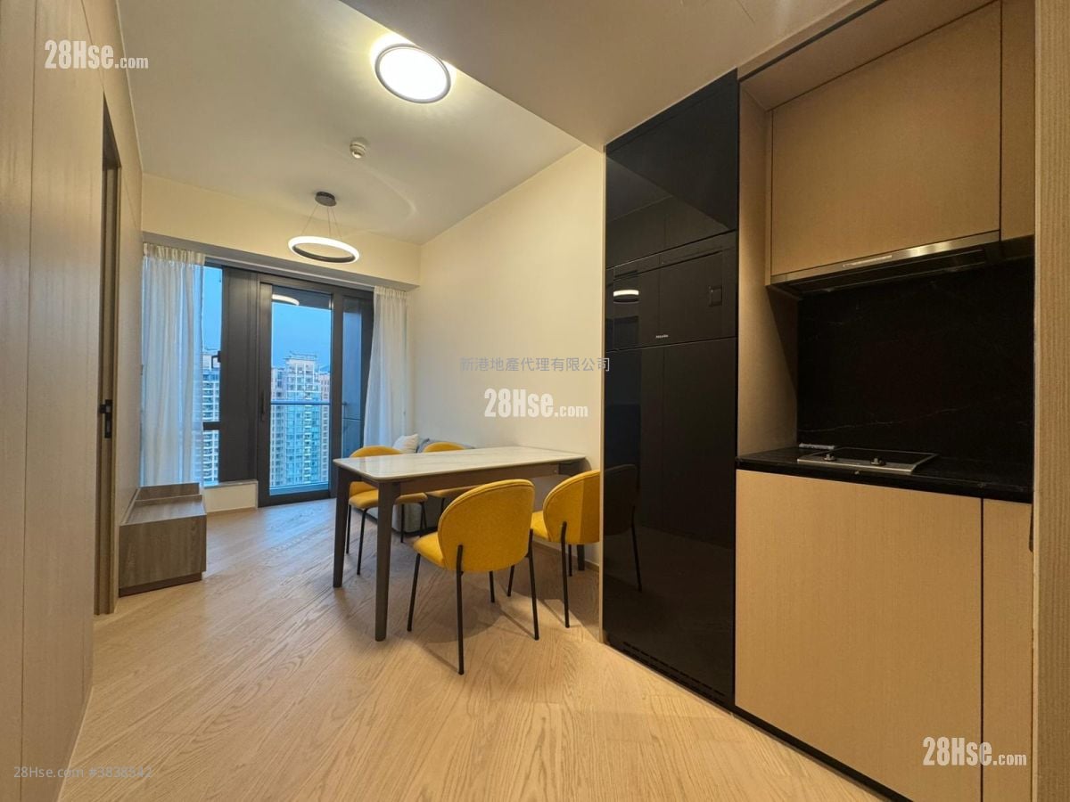 The Arles Rental 1 Bedroom , 1 Bathroom 348 ft²