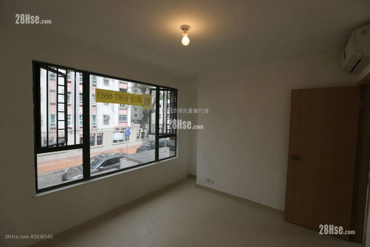 The Arcadia Sell 1,244 ft²
