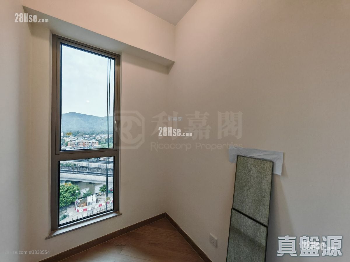 Grand Mayfair  Sell 3 Bedrooms , 1 Bathroom 551 ft²