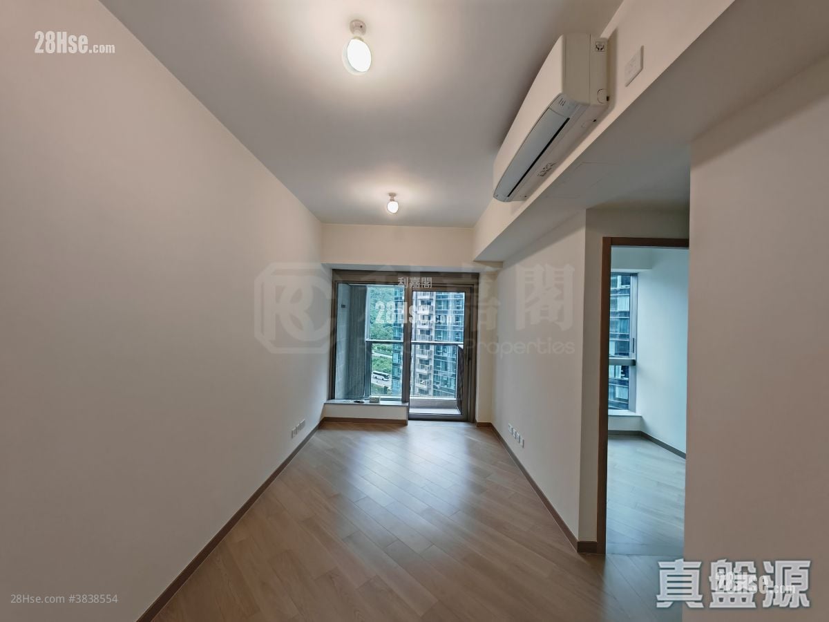 Grand Mayfair  Sell 3 Bedrooms , 1 Bathroom 551 ft²