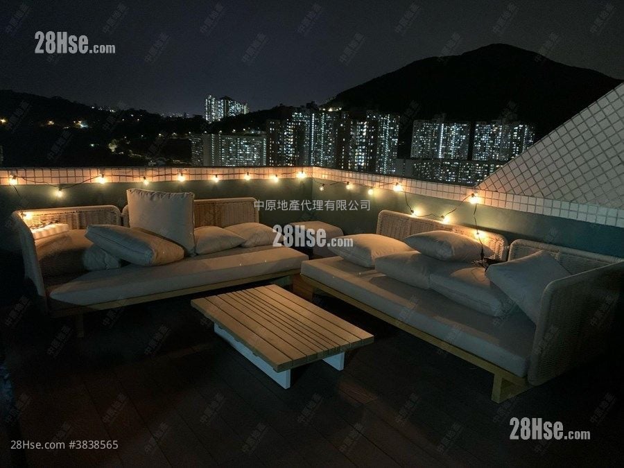 Well On Garden Sell 1 Bedroom , 1 Bathroom 413 ft²