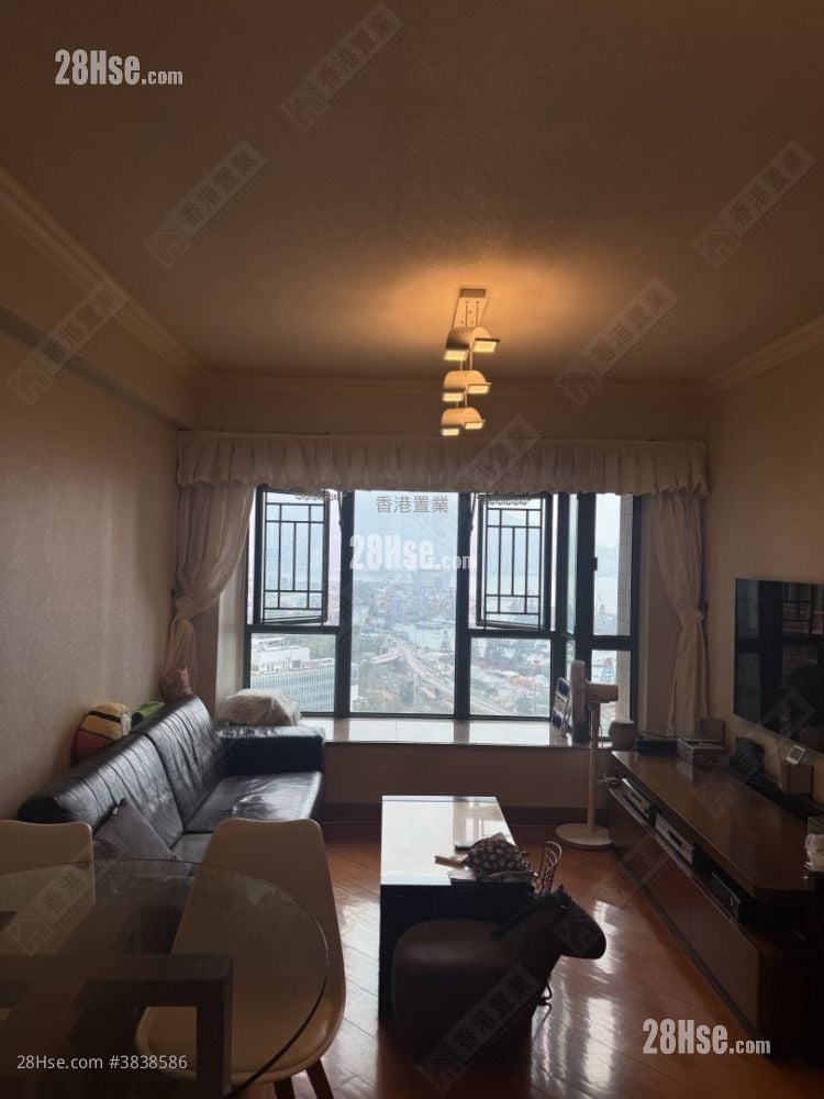 Park Avenue Sell 3 Bedrooms 744 ft²