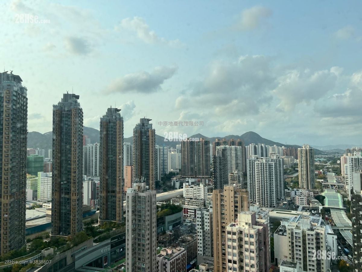 Kam Wah Garden Sell 2 Bedrooms 353 ft²