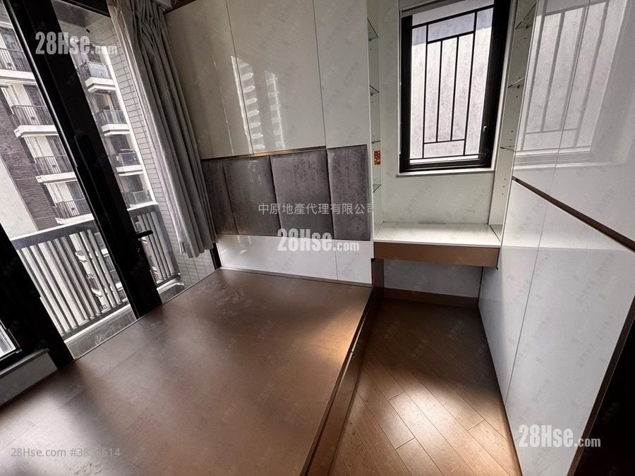 Wings At Seaii Sell 3 Bedrooms , 1 Bathroom 532 ft²