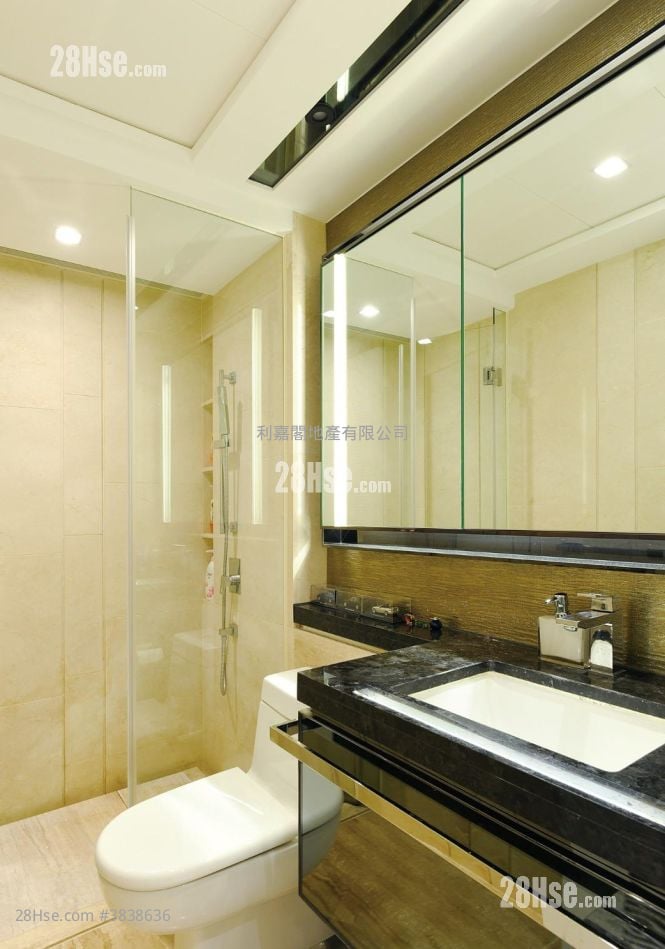 Riva Sell 4 Bedrooms , 3 Bathrooms 1,087 ft²