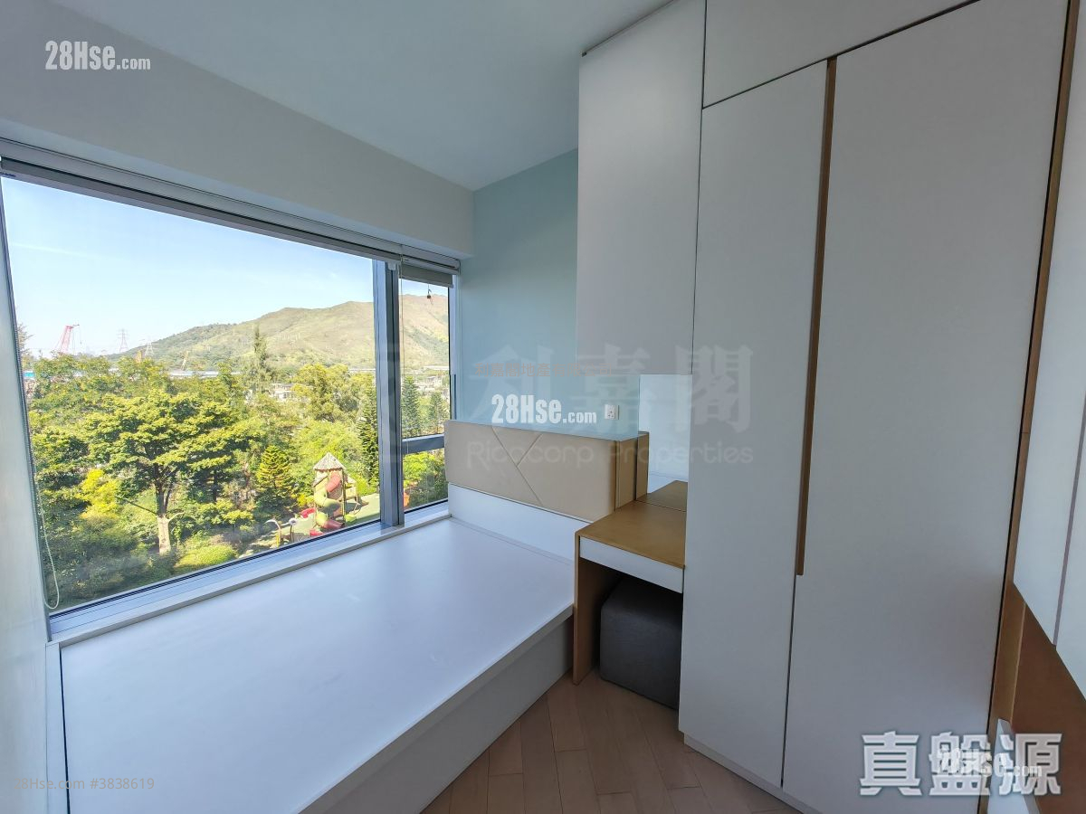 Park Yoho Sell 3 Bedrooms 636 ft²