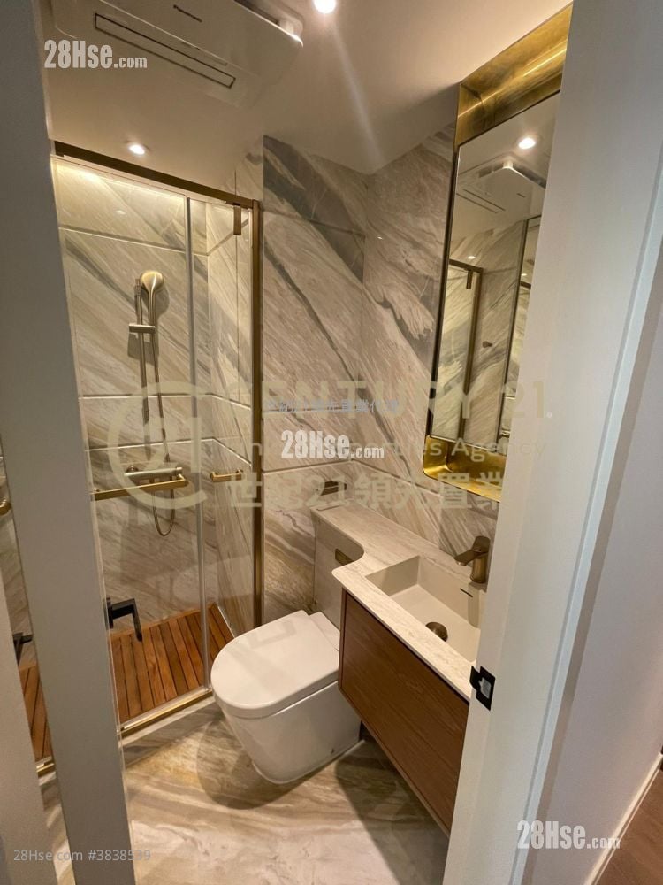 Mangrove Sell Studio , 1 Bathroom 186 ft²