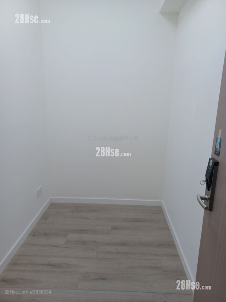 Wing Chai Industrial Building Rental