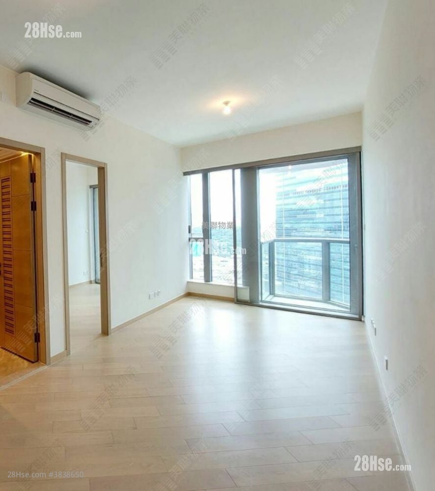 Grand Central Sell 1 Bedroom 468 ft²