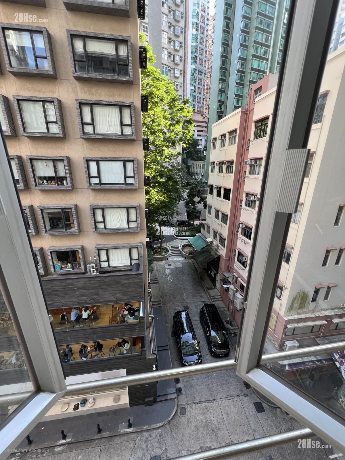 Bo Fung Mansion Rental 2 Bedrooms , 1 Bathroom 348 ft²