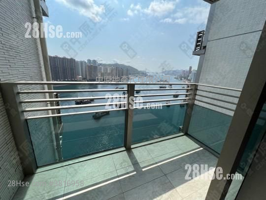 Ocean Pride Sell 4 Bedrooms , 3 Bathrooms 1,153 ft²