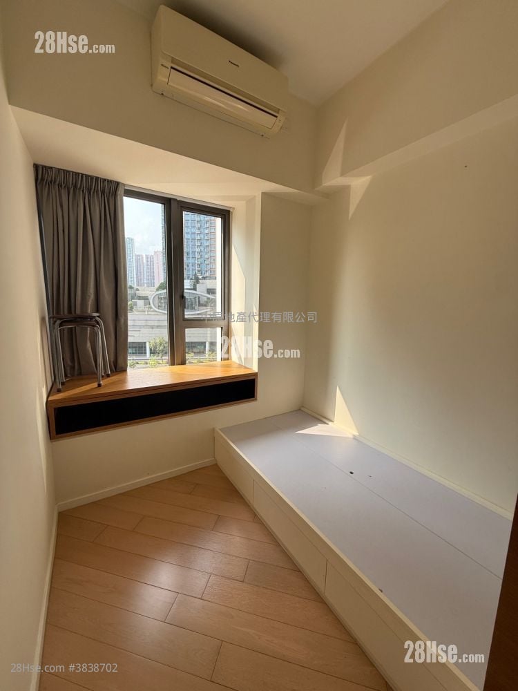 The Wings Sell 3 Bedrooms 933 ft²