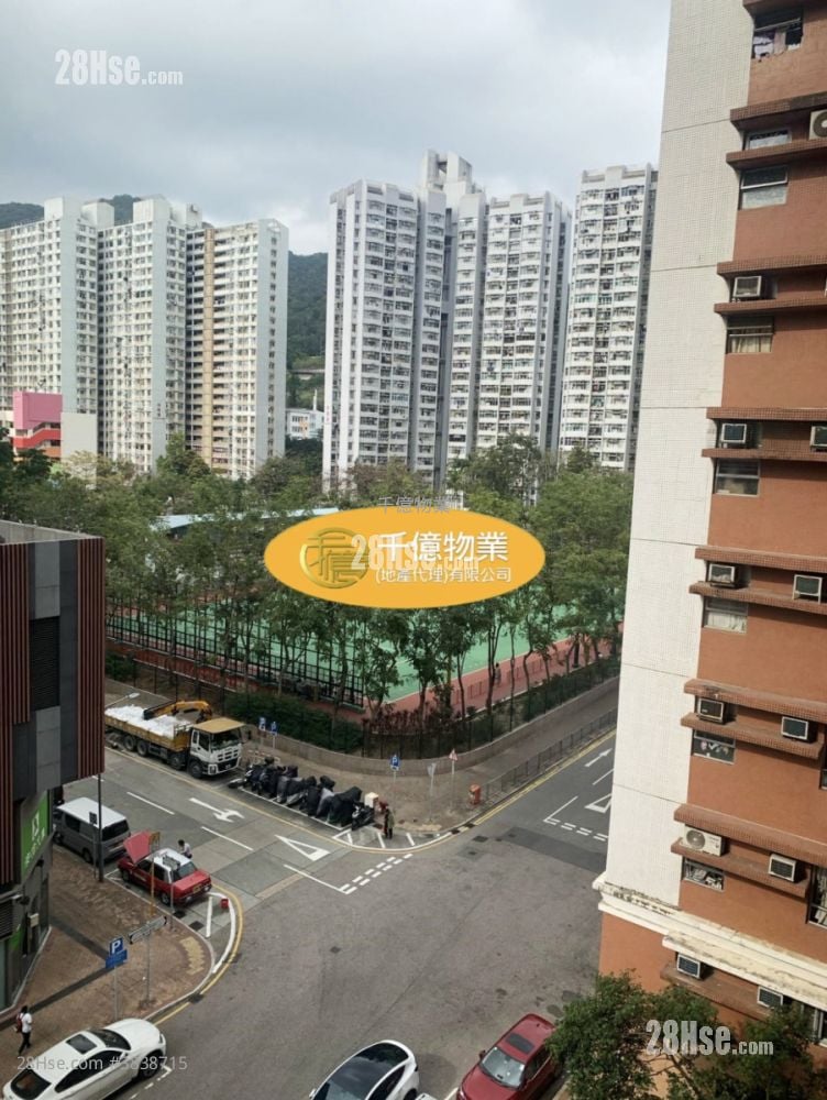 Cronin Garden Sell 2 Bedrooms , 1 Bathroom 561 ft²
