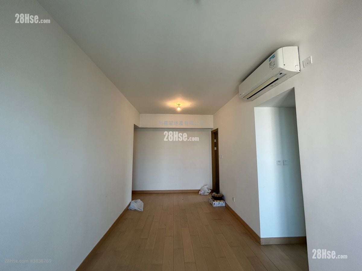 The Spectra Sell 3 Bedrooms , 1 Bathroom 621 ft²