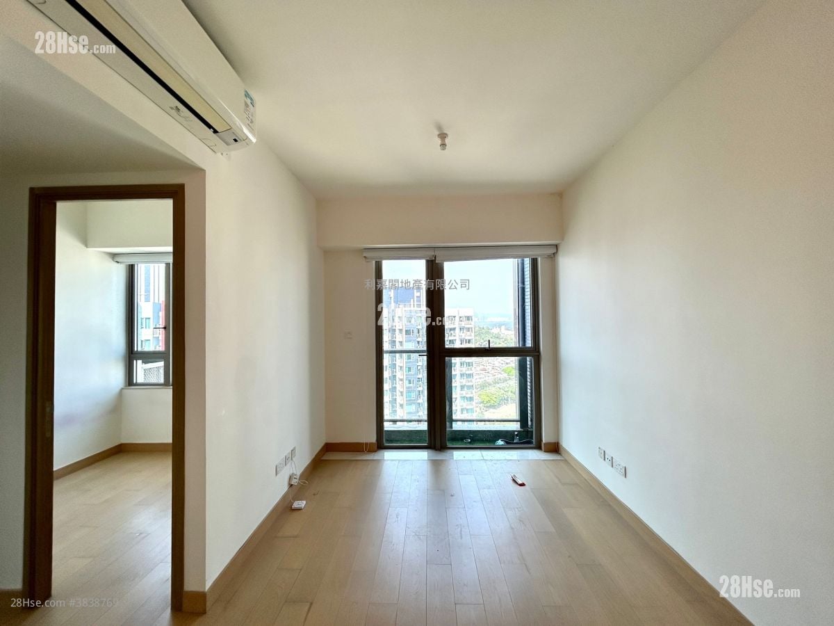 The Spectra Sell 3 Bedrooms , 1 Bathroom 621 ft²