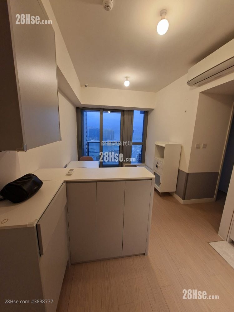 Monaco One Rental 3 Bedrooms , 1 Bathroom 522 ft²