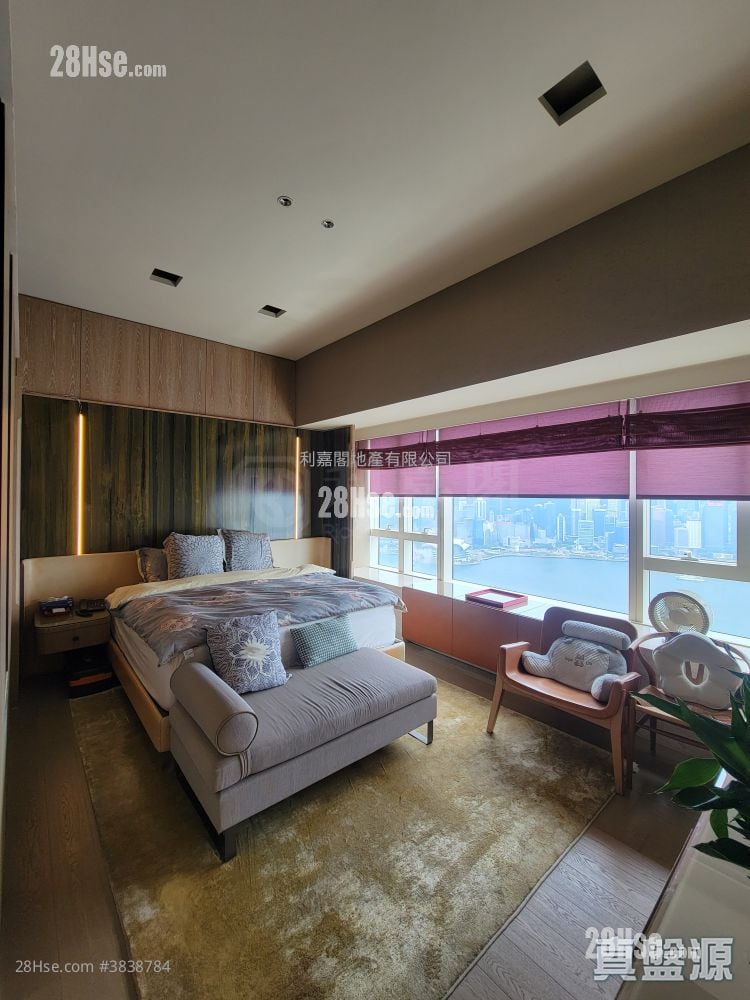 The Masterpiece Sell 3 Bedrooms , 3 Bathrooms 2,220 ft²