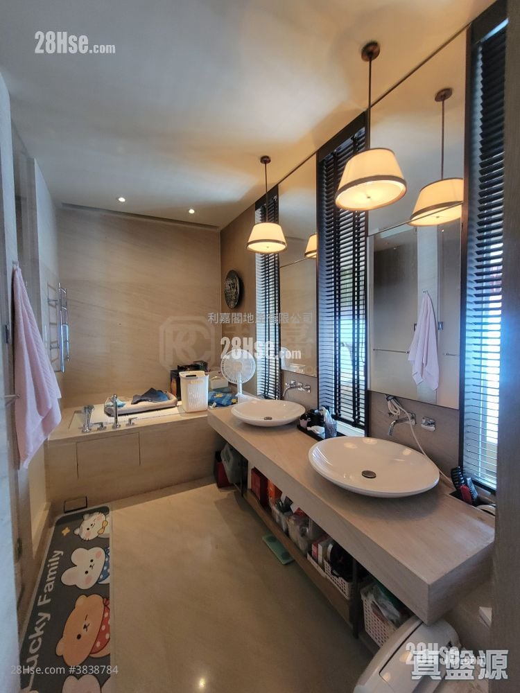 The Masterpiece Sell 3 Bedrooms , 3 Bathrooms 2,220 ft²