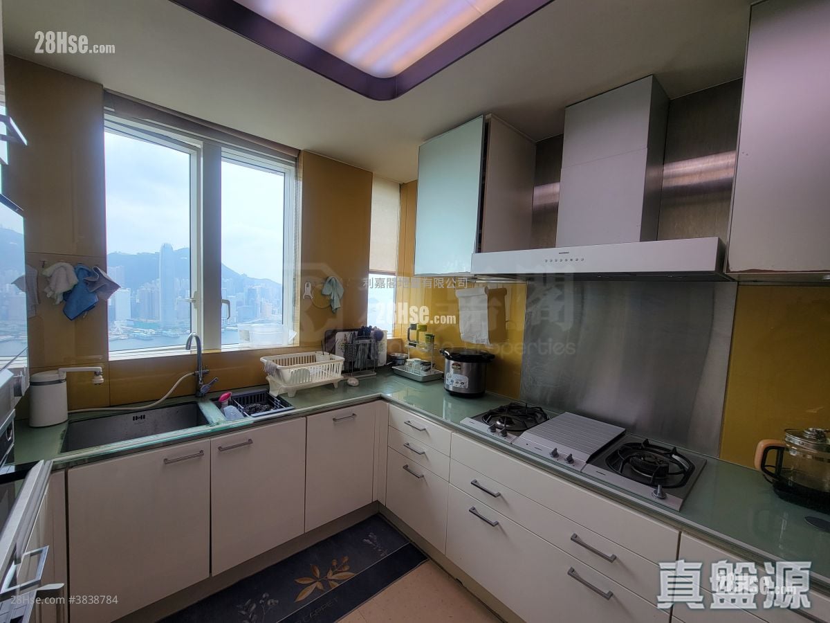 The Masterpiece Sell 3 Bedrooms , 3 Bathrooms 2,220 ft²