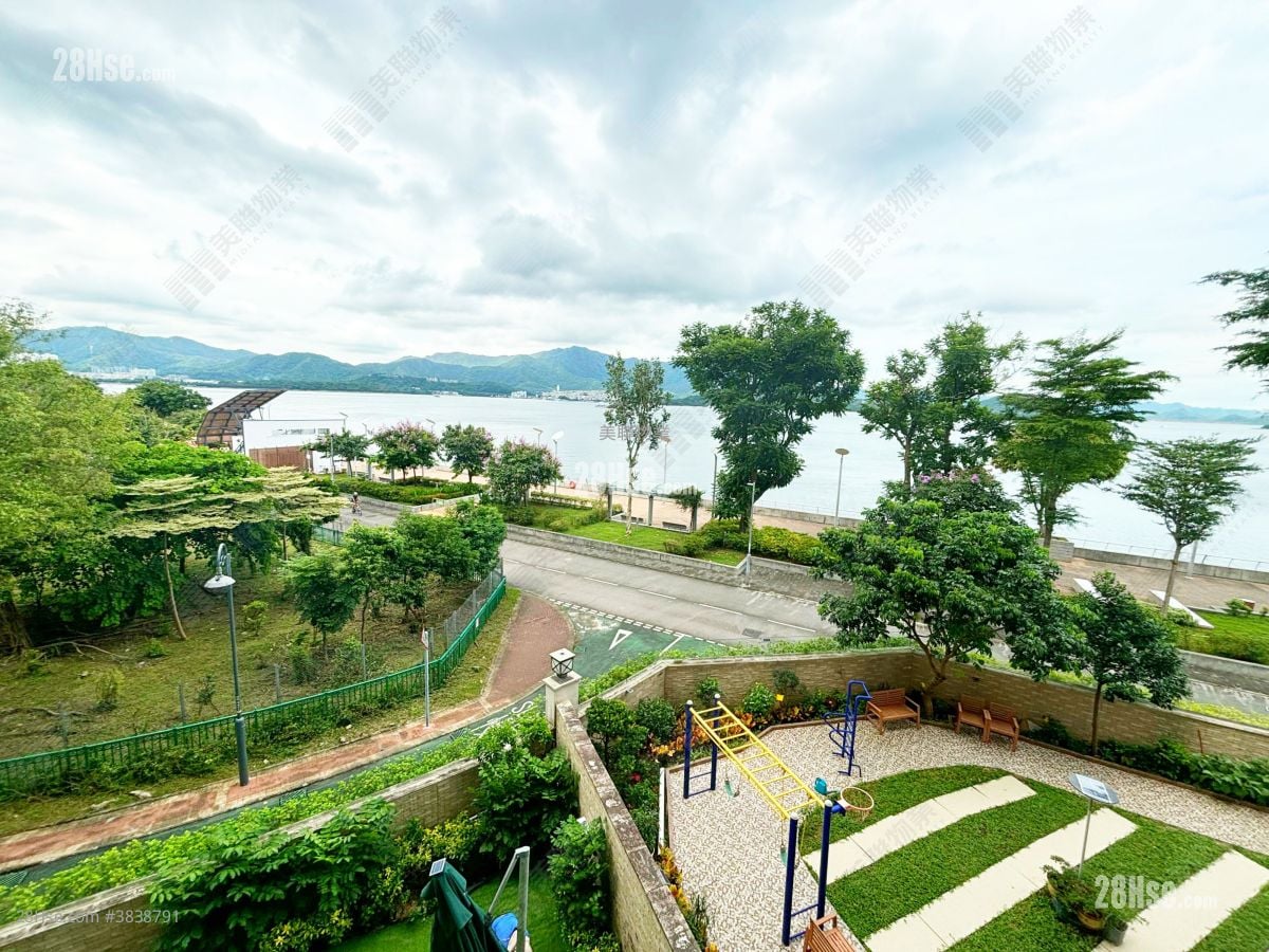 View: Mayfair By The Sea Sell 4 Bedrooms , 4 Bathrooms 1,665 ft²