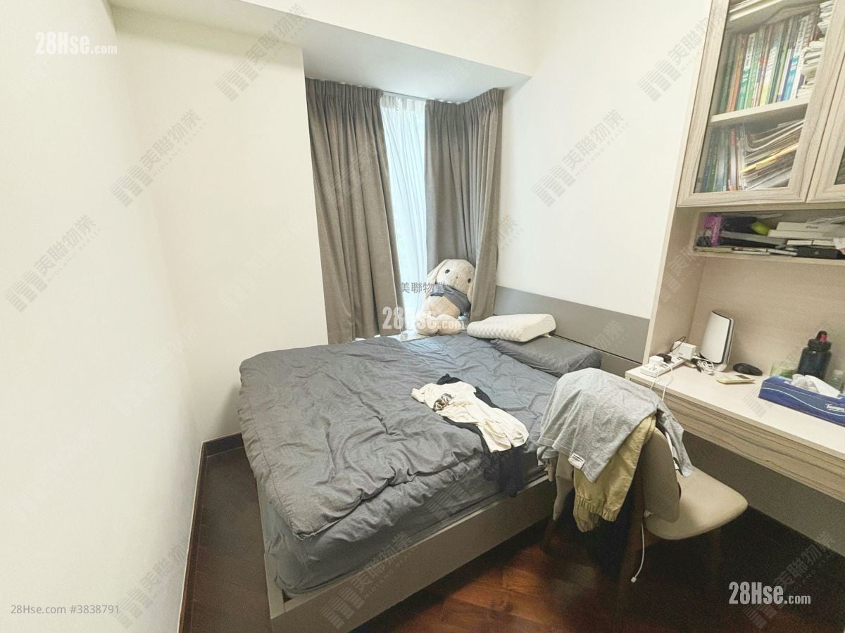 bedroom 2: Mayfair By The Sea Sell 4 Bedrooms , 4 Bathrooms 1,665 ft²