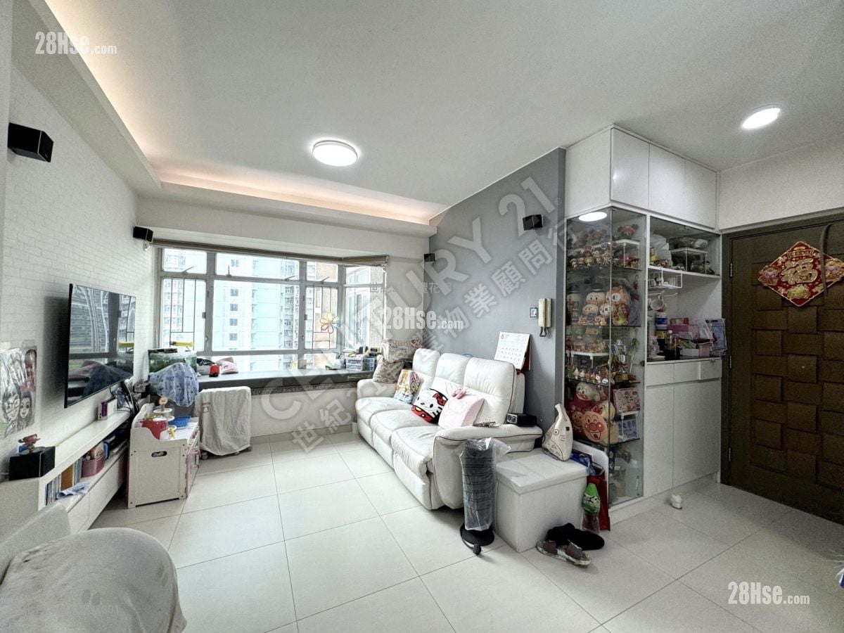 Flora Plaza Sell 3 Bedrooms , 1 Bathroom 526 ft²