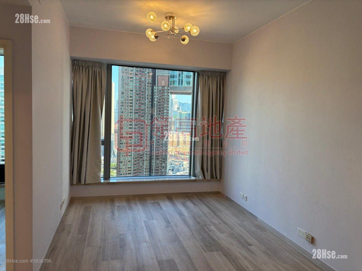 The Cullinan Sell 2 Bedrooms , 2 Bathrooms 658 ft²