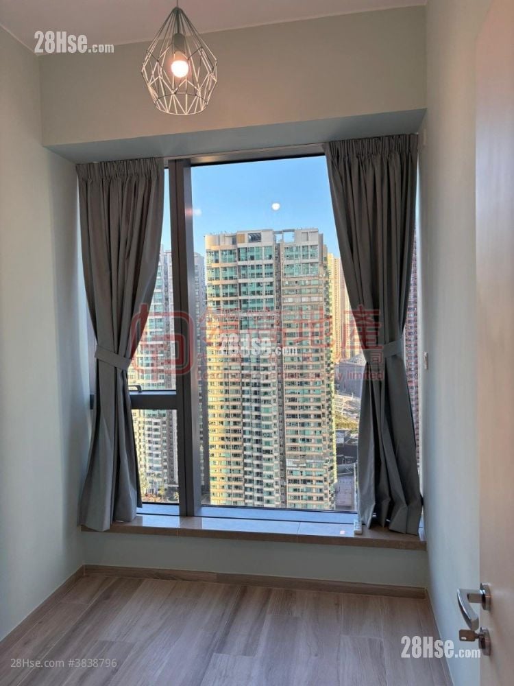 The Cullinan Sell 2 Bedrooms , 2 Bathrooms 658 ft²
