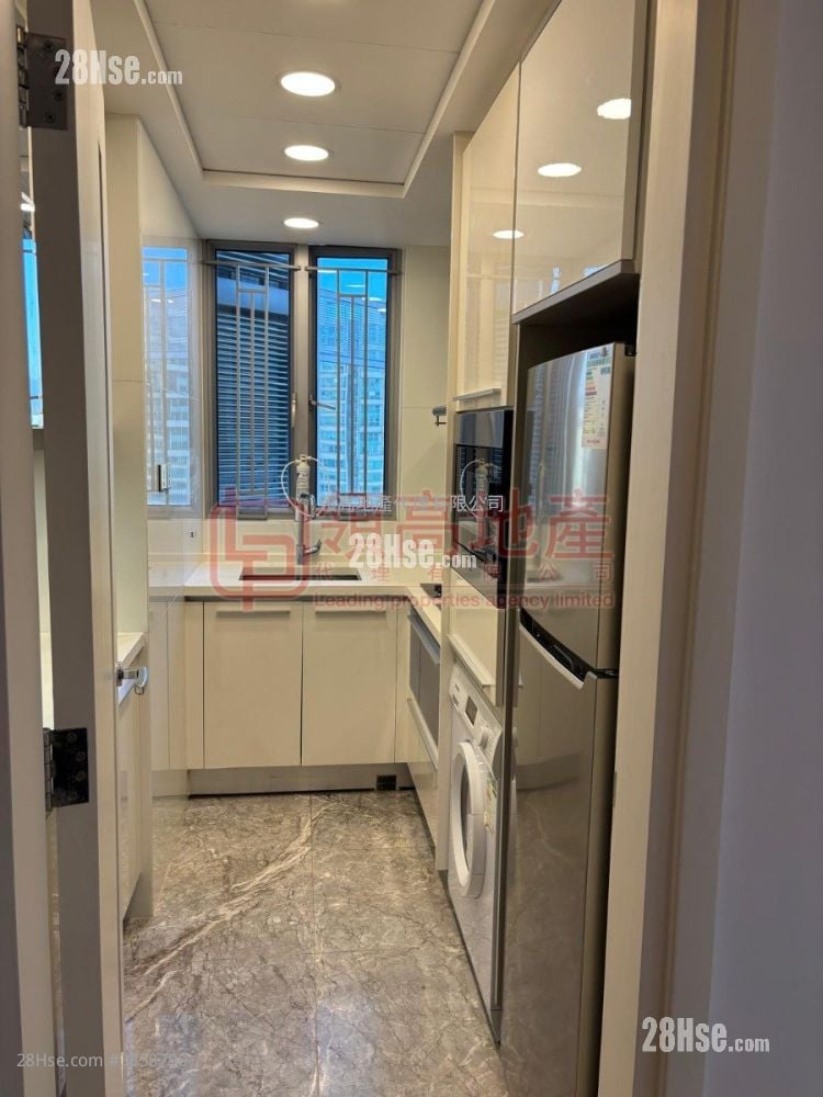 The Cullinan Sell 2 Bedrooms , 2 Bathrooms 658 ft²