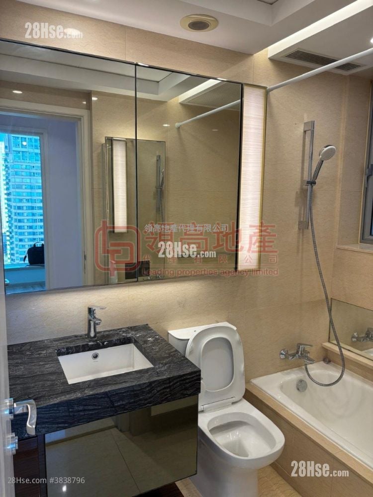 The Cullinan Sell 2 Bedrooms , 2 Bathrooms 658 ft²