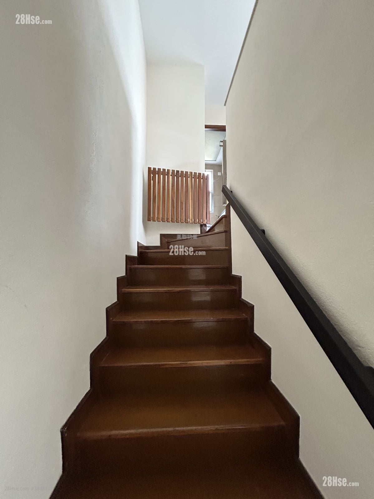Fairview Park Rental 1,035 ft²