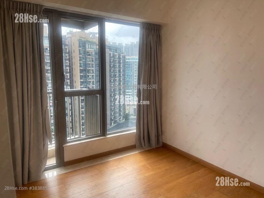 將軍澳澳南海翩匯實用面積773呎 3房2廁，俯瞰海景，通透布局，三代同堂樂也融融。擁抱日出日落，生活如詩！