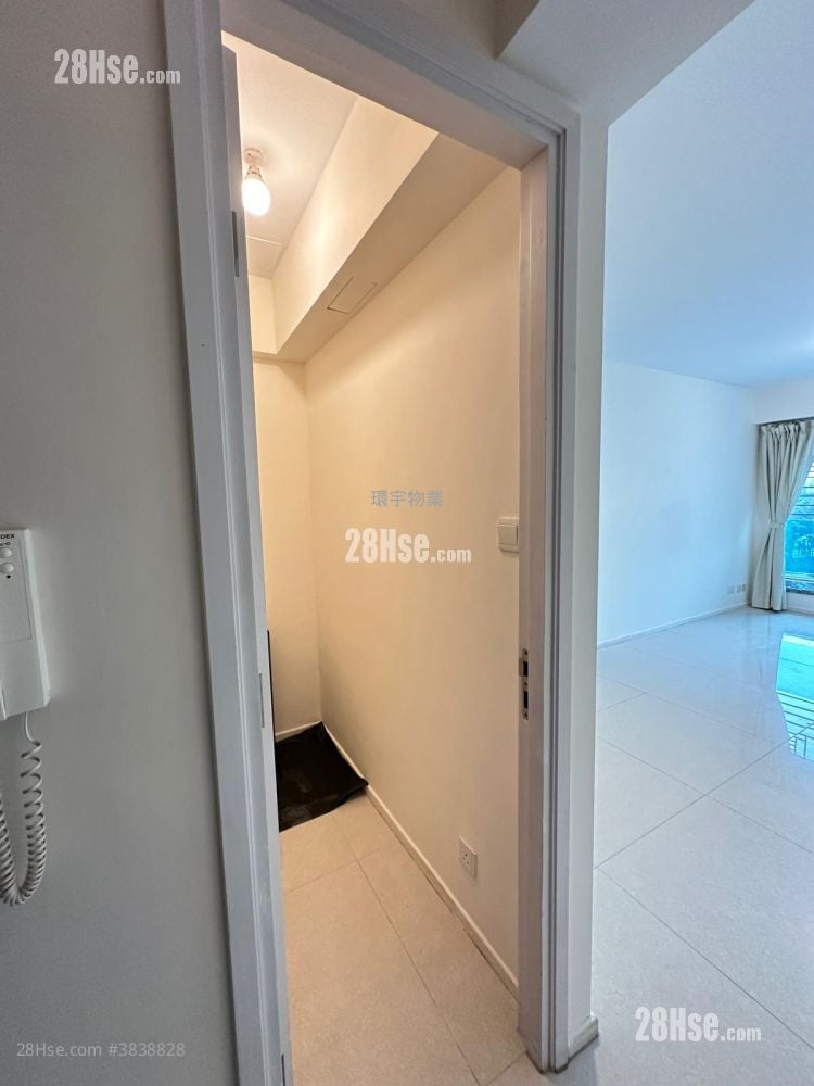 City Point Rental 3 Bedrooms , 2 Bathrooms 660 ft²