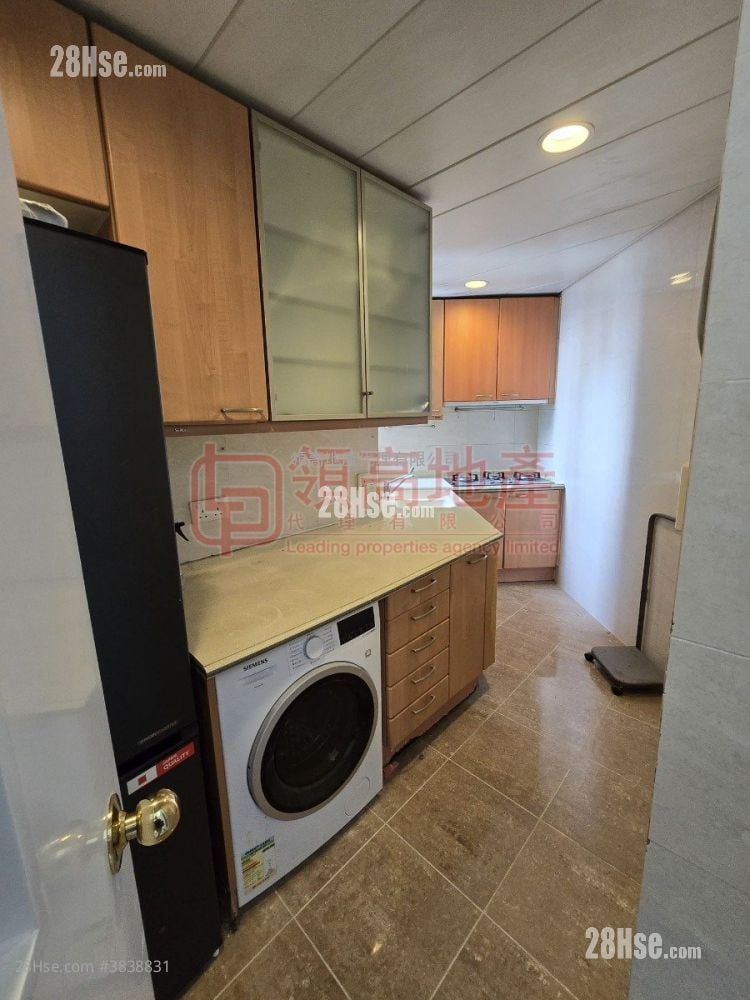 Sorrento Rental 3 Bedrooms , 3 Bathrooms 853 ft²