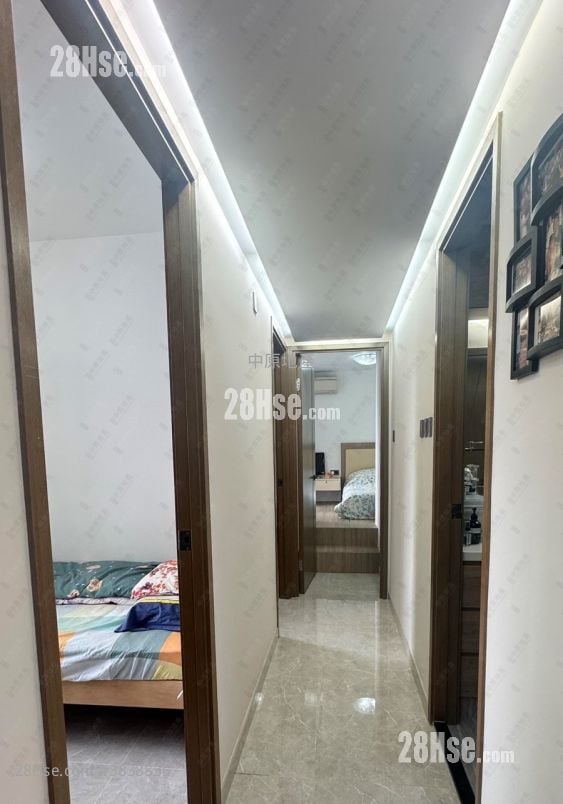 Tin Chung Court Sell 3 Bedrooms 650 ft²