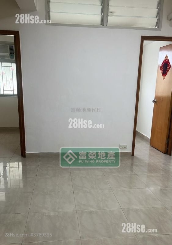 Maple Mansion Sell 2 Bedrooms , 1 Bathroom 397 ft²