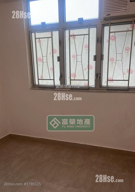Maple Mansion Sell 2 Bedrooms , 1 Bathroom 397 ft²