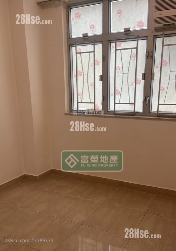 Maple Mansion Sell 2 Bedrooms , 1 Bathroom 397 ft²