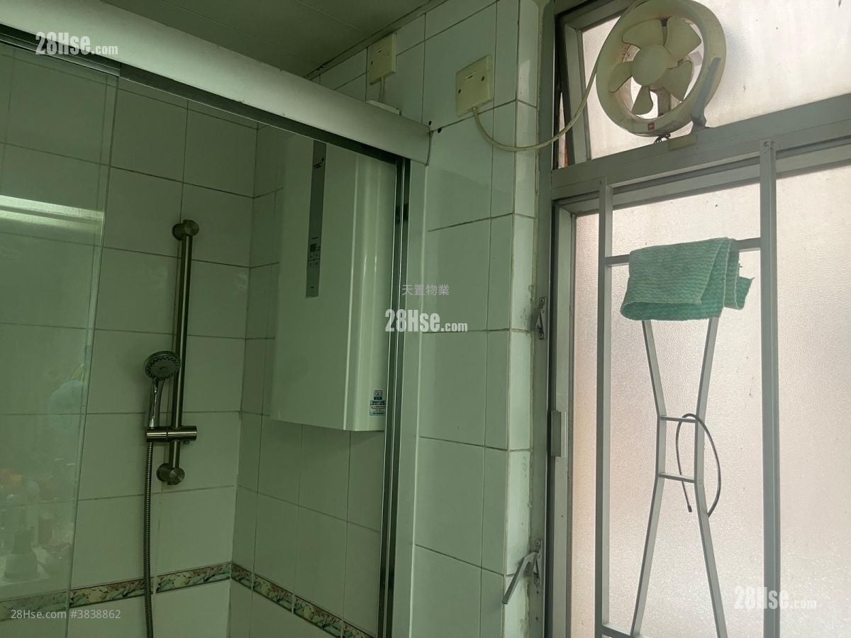 Bauhinia Garden Sell 2 Bedrooms , 1 Bathroom 506 ft²