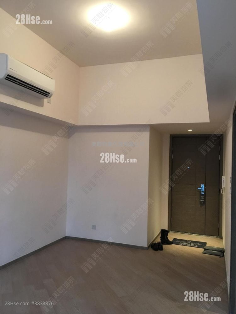 The Wings Sell 3 Bedrooms , 2 Bathrooms 759 ft²