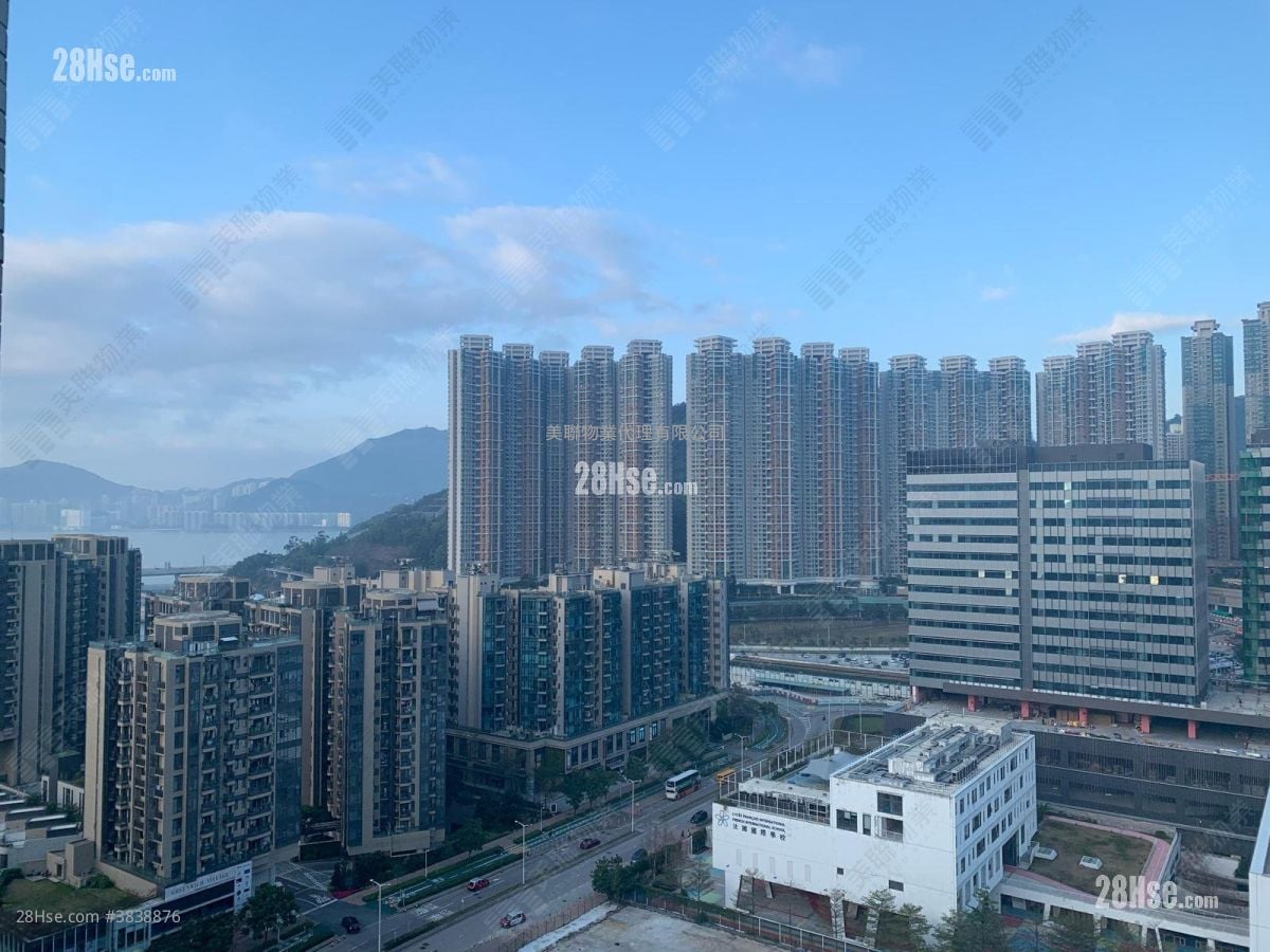 The Wings Sell 3 Bedrooms , 2 Bathrooms 759 ft²