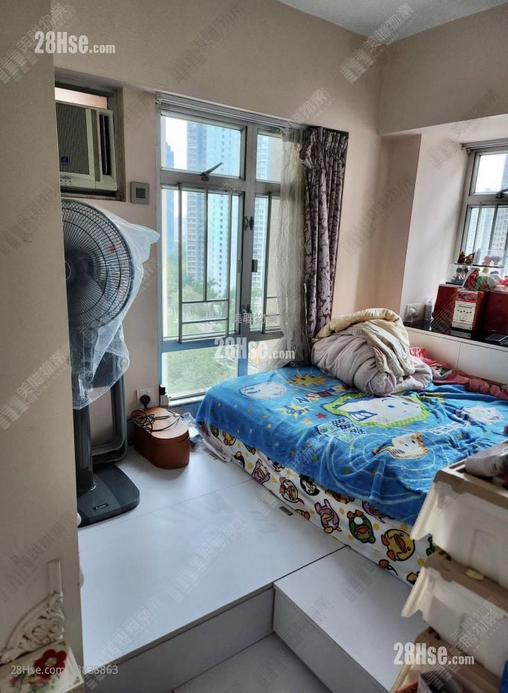 Flora Plaza Sell 3 Bedrooms 526 ft²