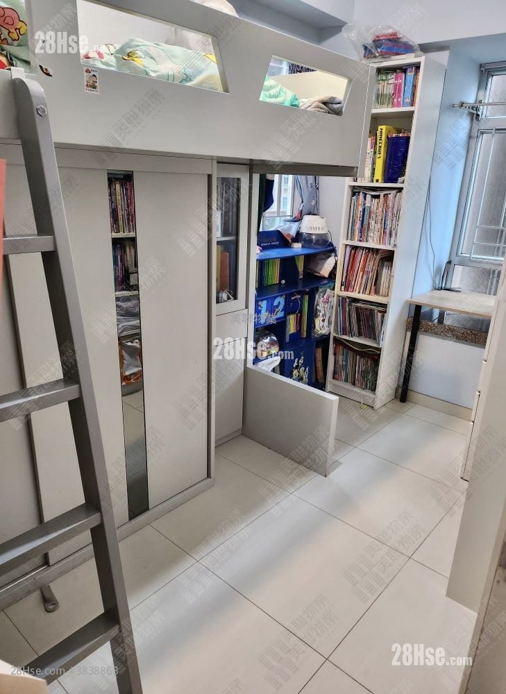 Flora Plaza Sell 3 Bedrooms 526 ft²