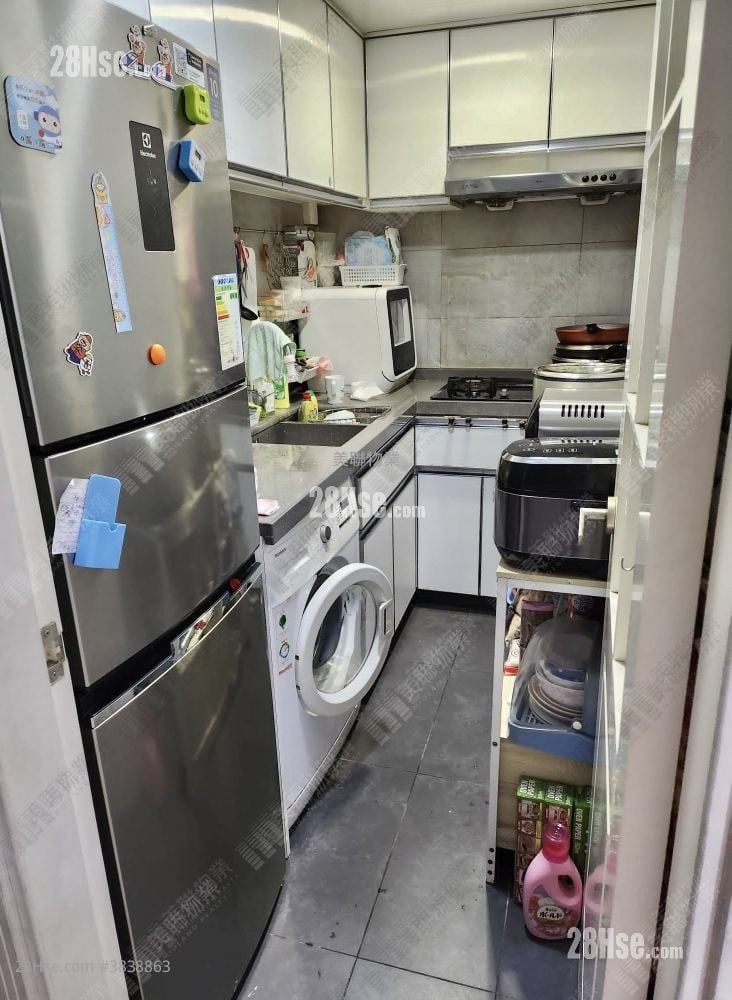 Flora Plaza Sell 3 Bedrooms 526 ft²